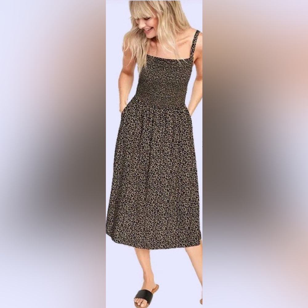 Old Navy Fit & Flare Smocked Cami Midi Leopard Print Sundress (w/Pockets!)